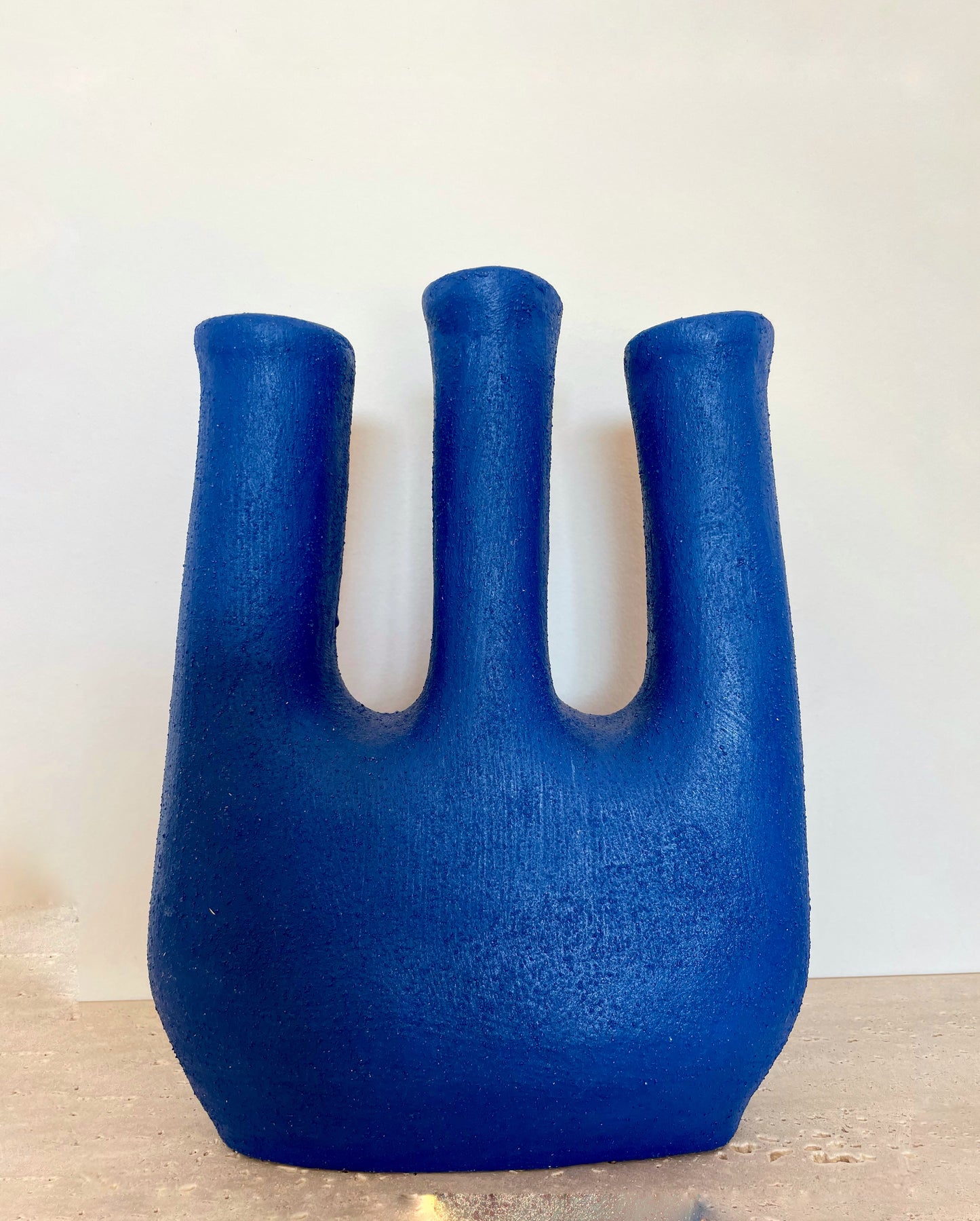 Vase sculptural – Élan bleu
