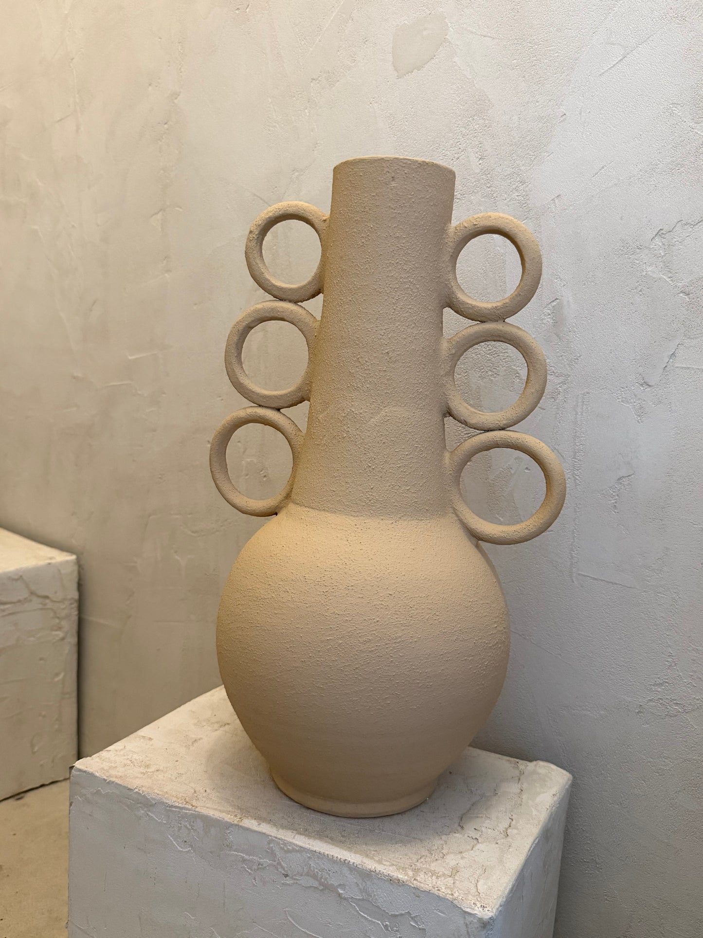 Vase artisanal marocain beige argile - Fait main