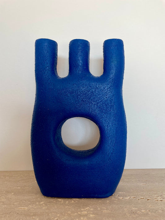 Vase sculptural – Ligne bleue